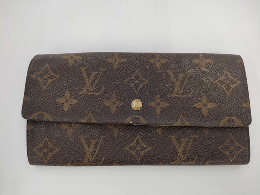 LOUIS VUITTON Monogram Long Wallet with Pull