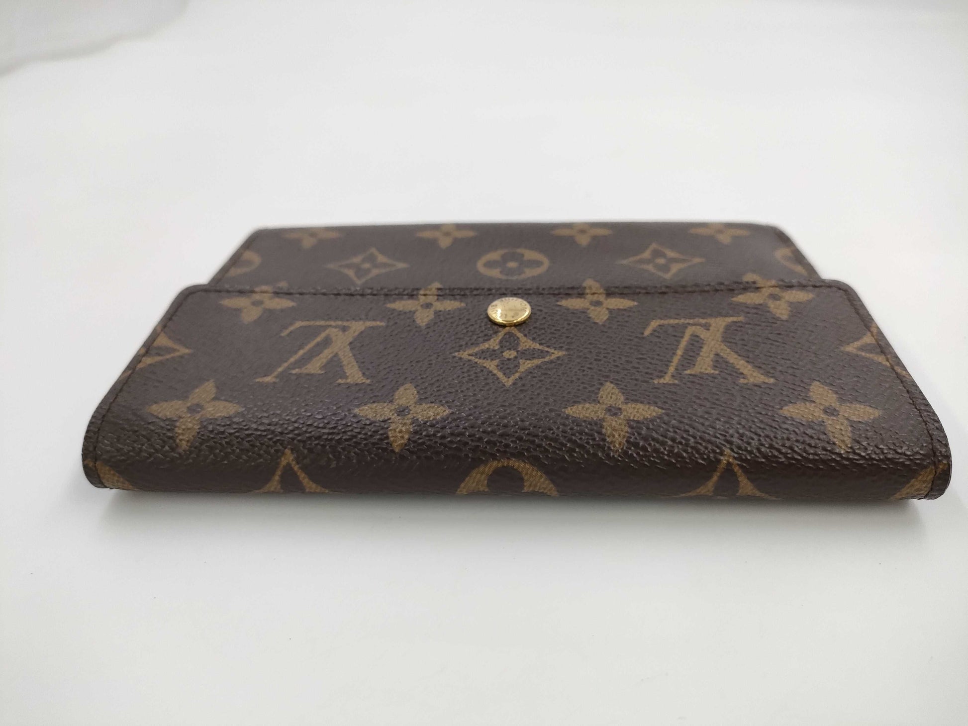 LOUIS VUITTON Monogram Trifold Wallet