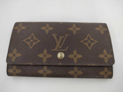 LOUIS VUITTON Monogram Bifold Wallet