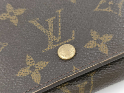 LOUIS VUITTON Monogram Bifold Wallet