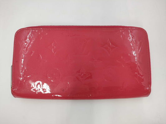 LOUIS VUITTON Vernis Zippy Wallet