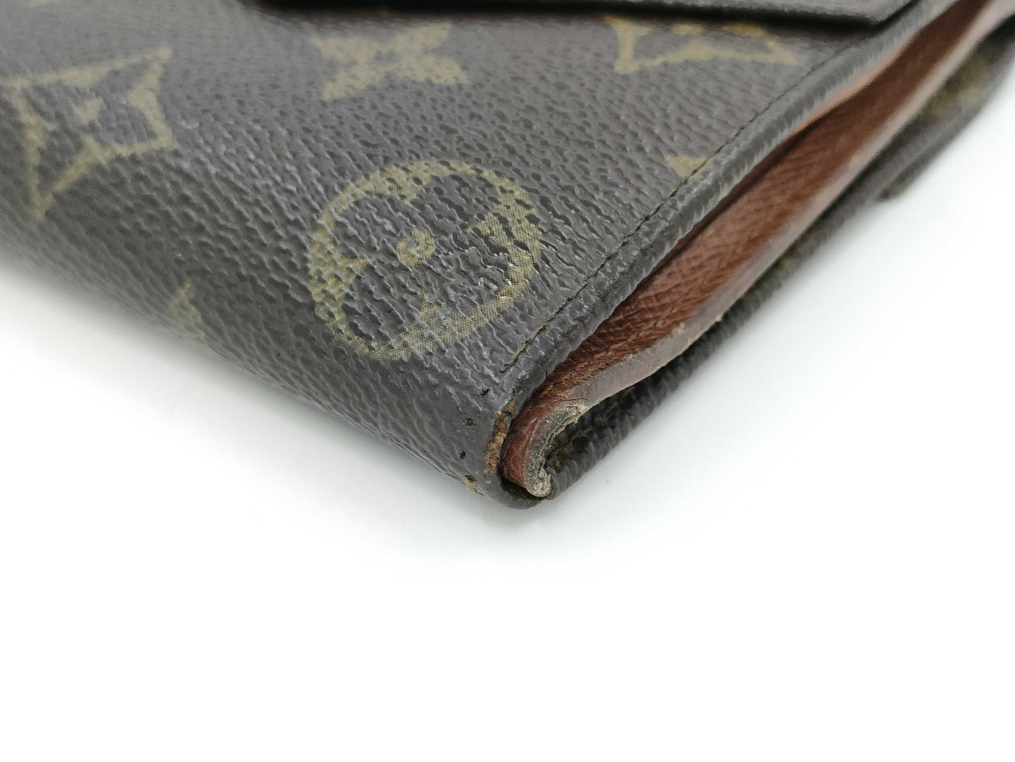 LOUIS VUITTON Monogram Bifold Wallet