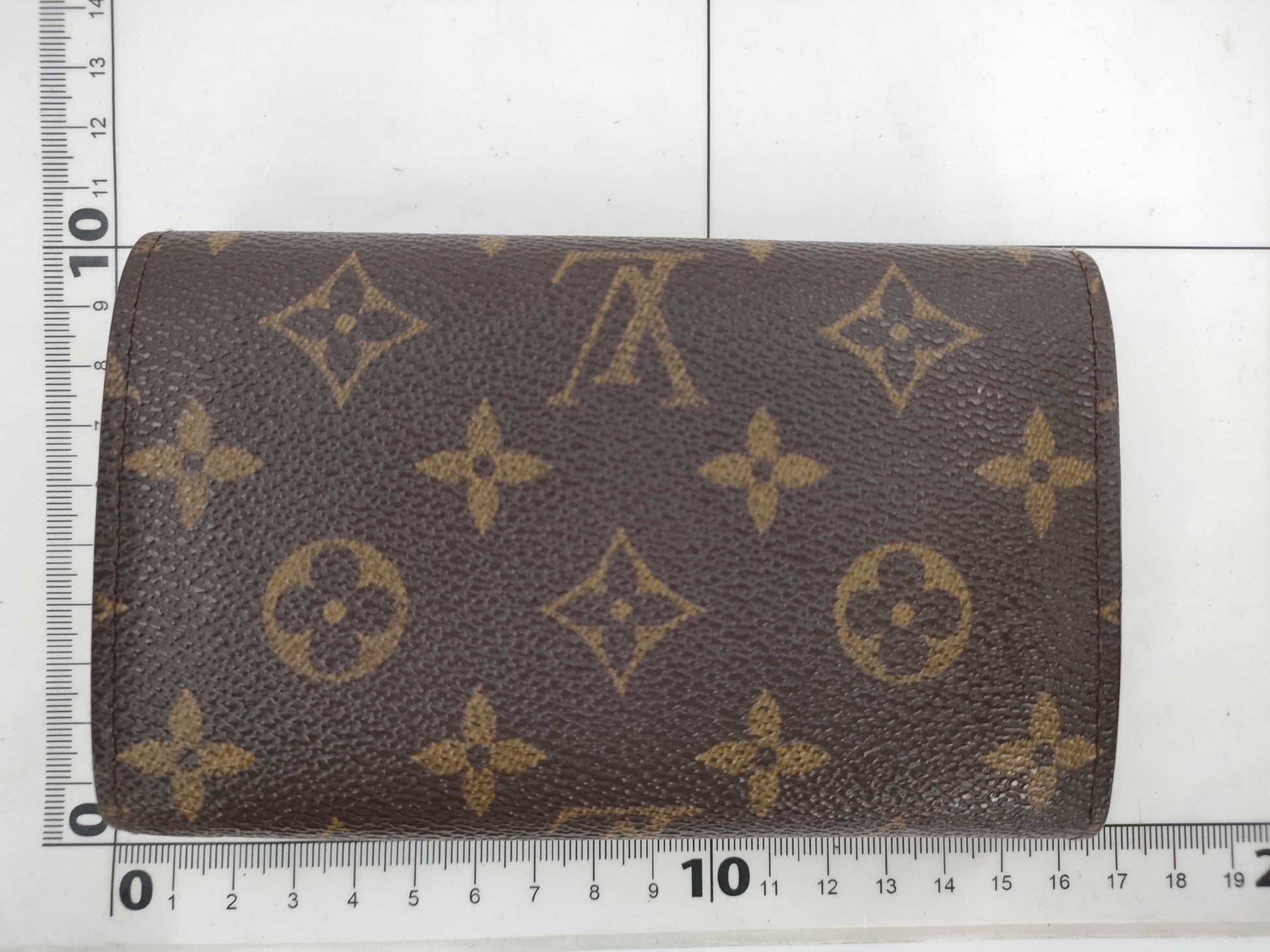 LOUIS VUITTON Monogram Bifold Wallet