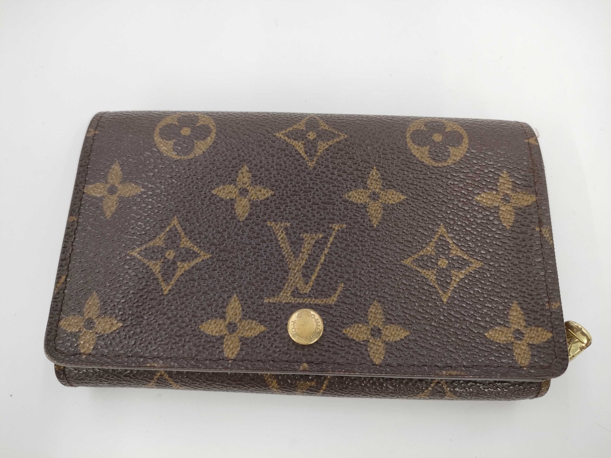 LOUIS VUITTON Monogram Bifold Wallet