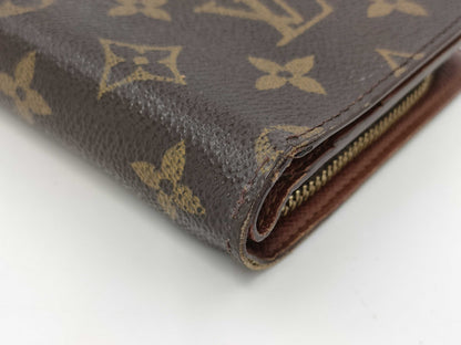 LOUIS VUITTON Monogram Porte Papier Zip Bifold Monogram Wallet