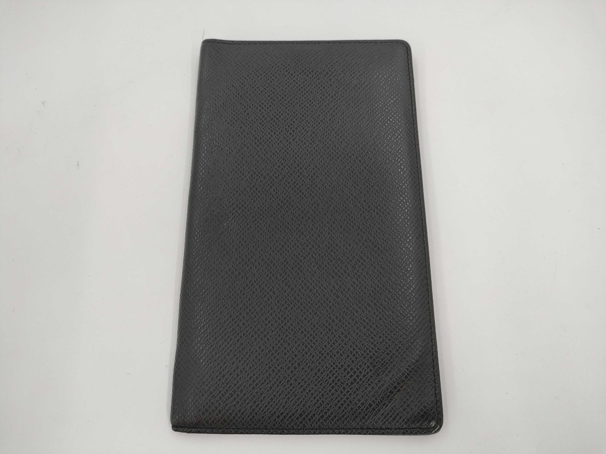 LOUIS VUITTON Taiga Long Wallet Black Billfold