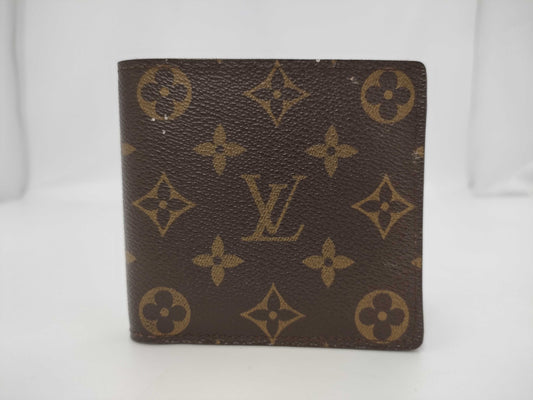 LOUIS VUITTON Monogram Bifold Wallet