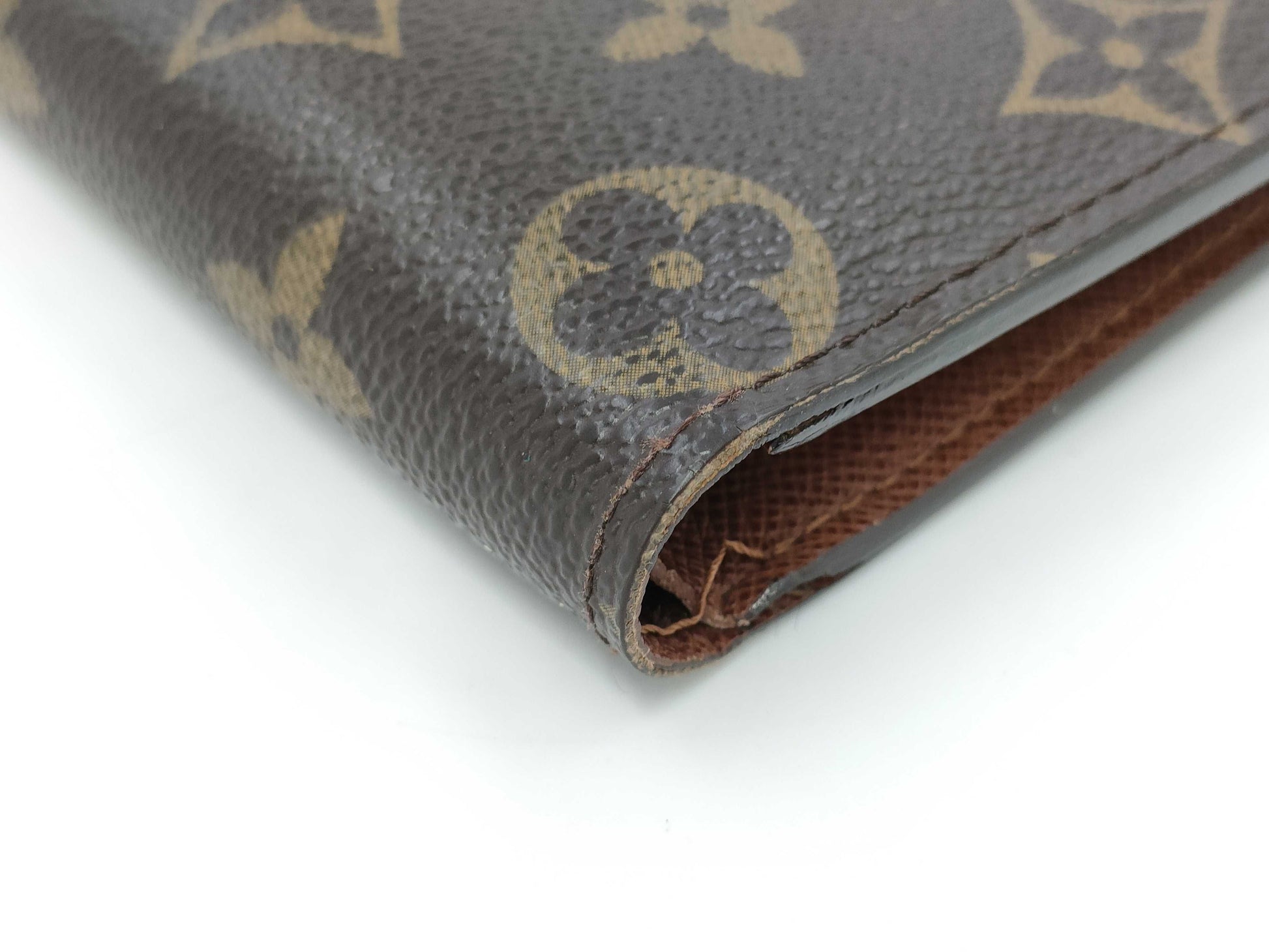 LOUIS VUITTON Monogram Bifold Wallet