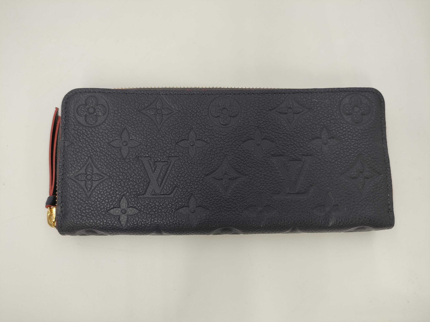 LOUIS VUITTON Monogram Empreinte Zippy Wallet