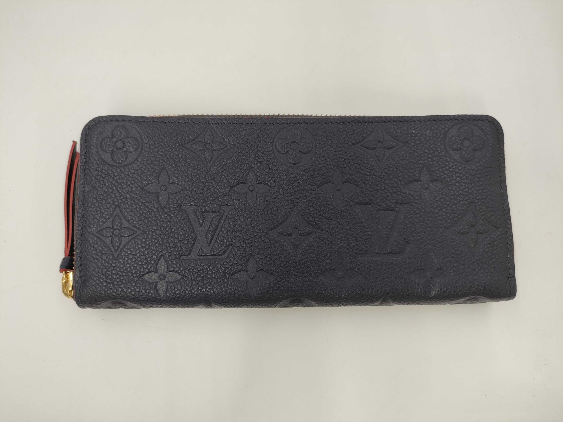 LOUIS VUITTON Monogram Empreinte Zippy Wallet