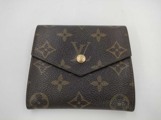 LOUIS VUITTON Monogram Folding Wallet