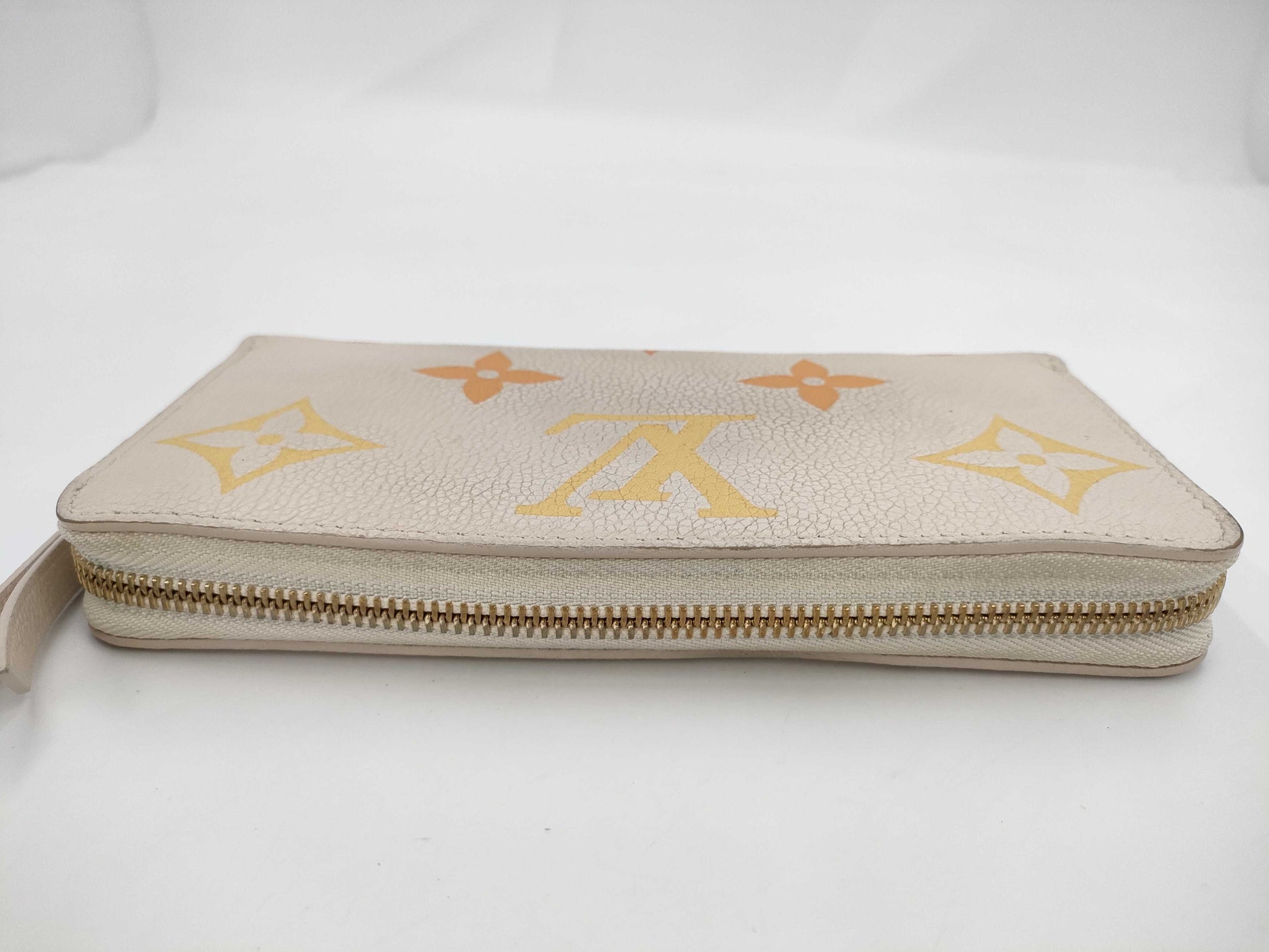 LOUIS VUITTON Monogram Empreinte Zippy Wallet