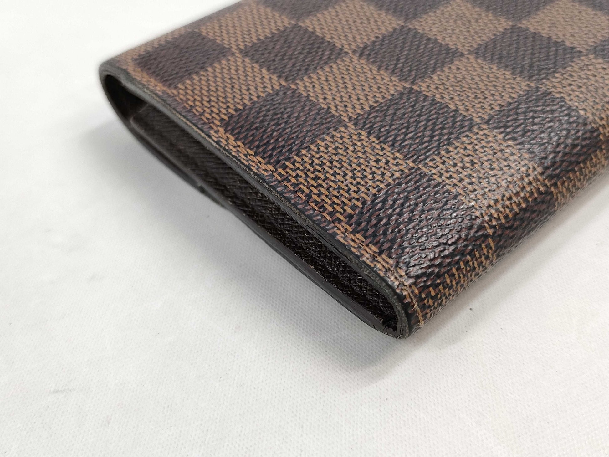 LOUIS VUITTON Damier Long Wallet