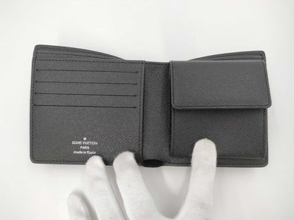 LOUIS VUITTON Damier Graphite Folding Wallet