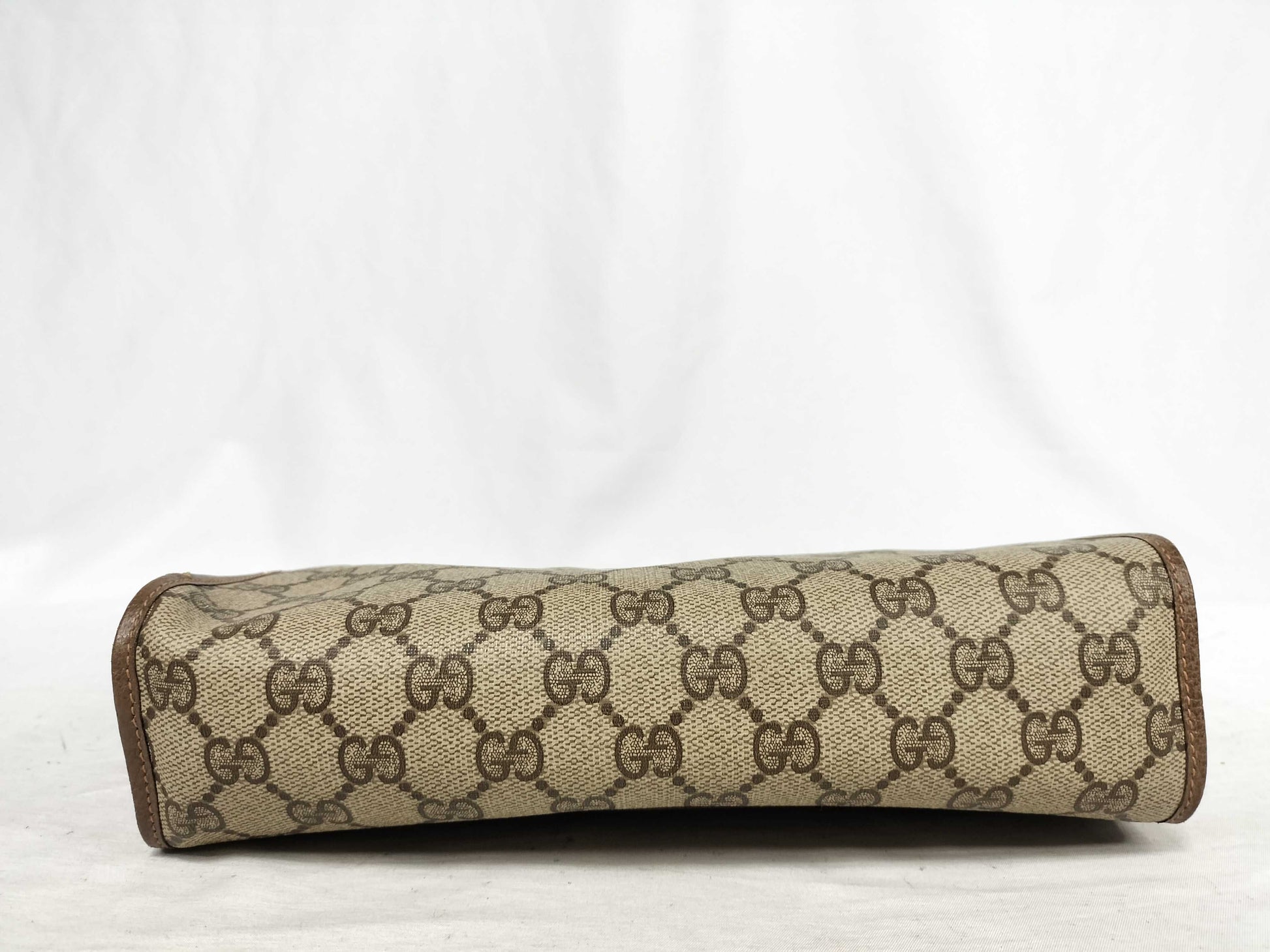 GUCCI GG Supreme Clutch Bag, GG Supreme Sherry Line Interlocking Accents, Brown/Beige, 89.01.030