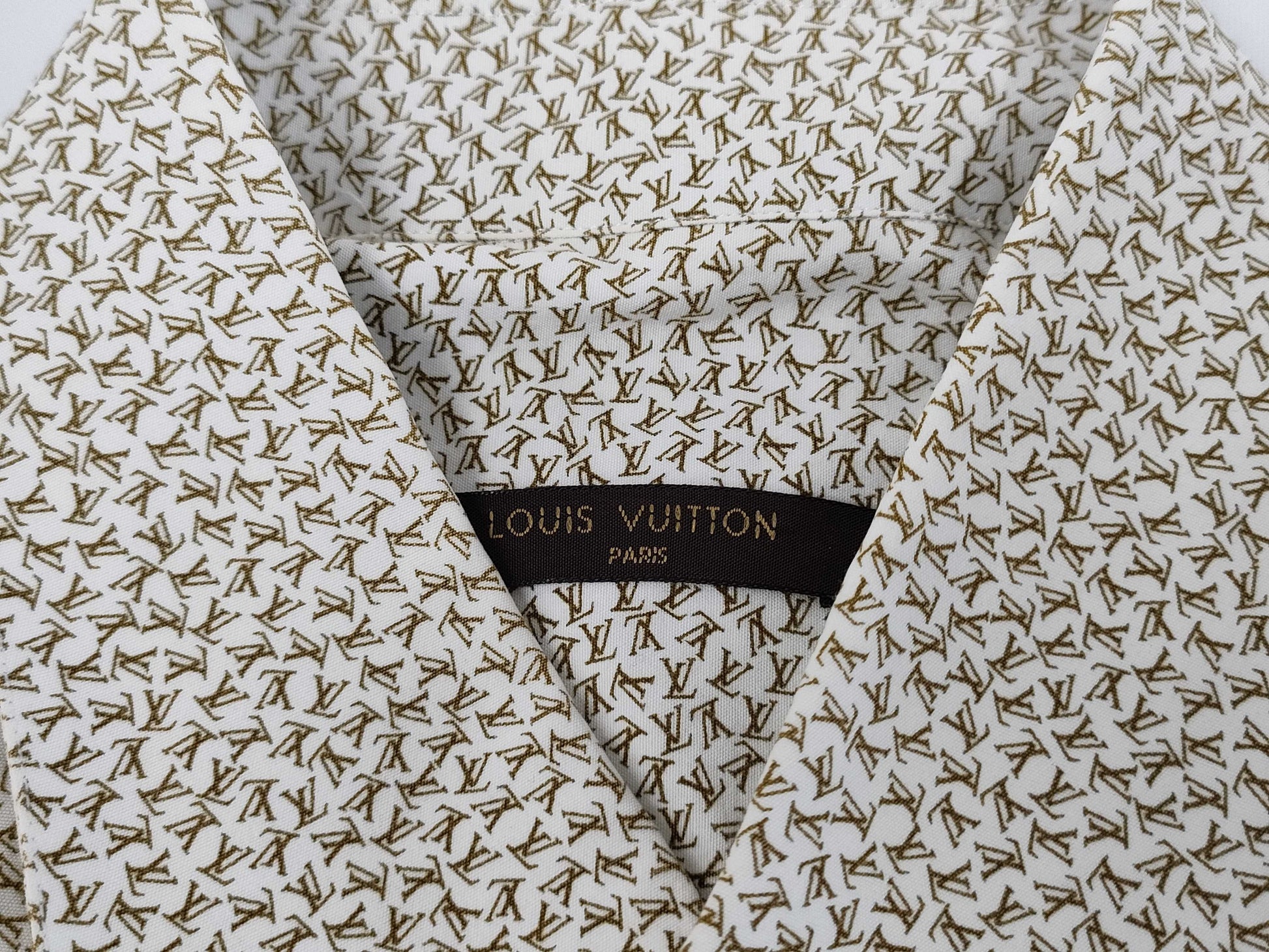 LOUIS VUITTON LOUIS VUITTON LV all-over print cotton shirt, size M