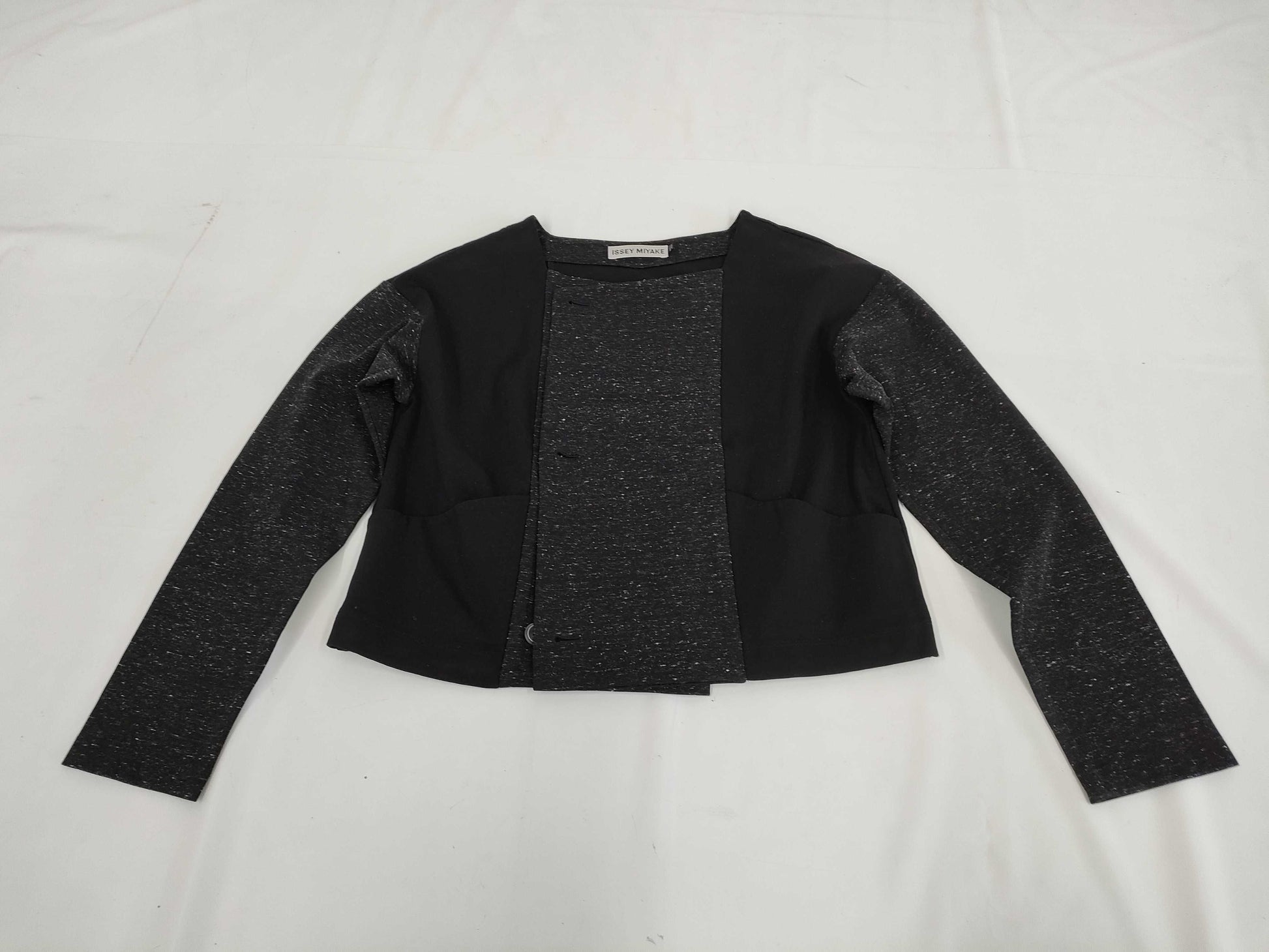 ISSEY MIYAKE ISSEY MIYAKE Collarless Jacket with Switch 2 Jacket
