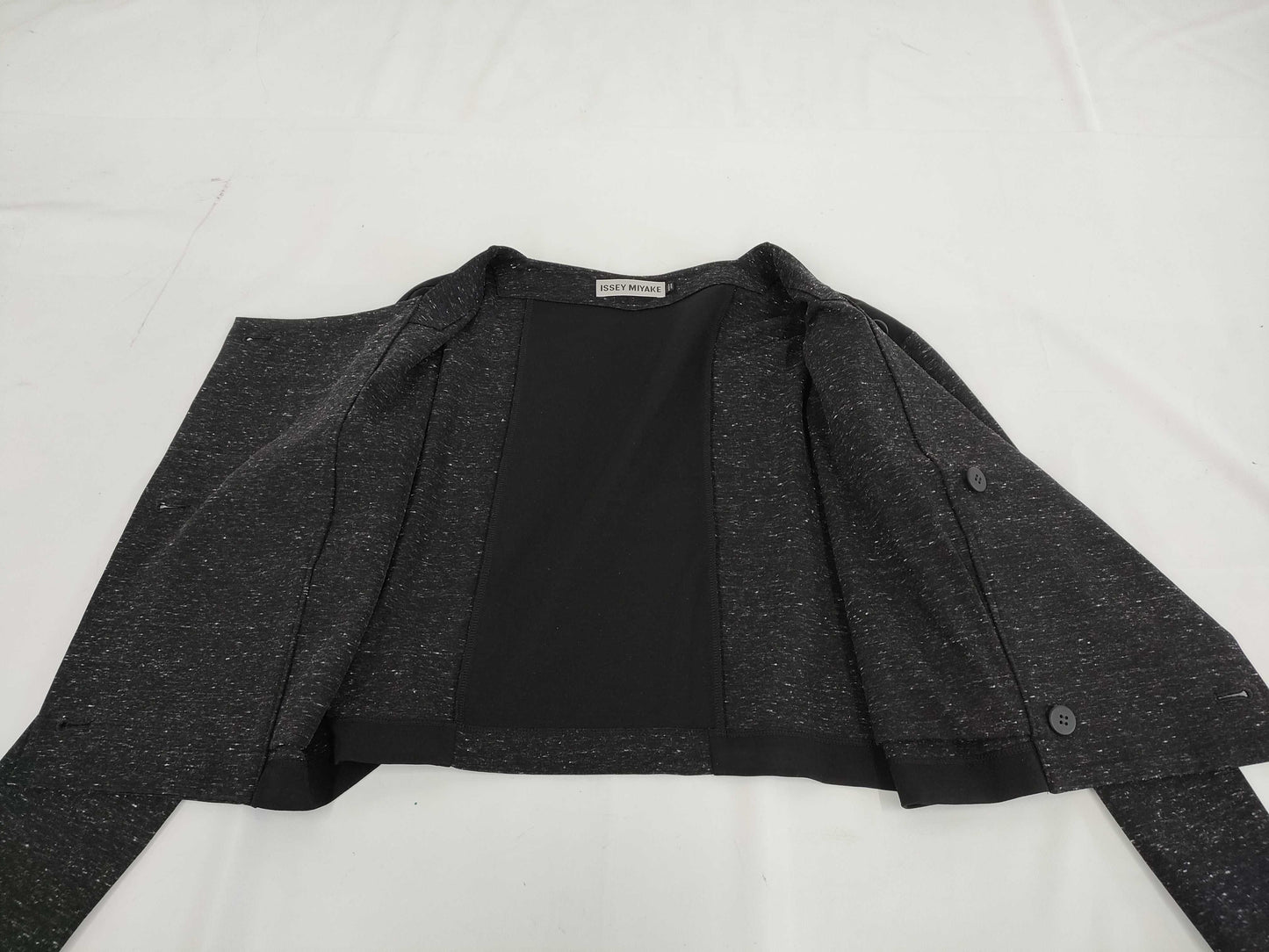 ISSEY MIYAKE ISSEY MIYAKE Collarless Jacket with Switch 2 Jacket