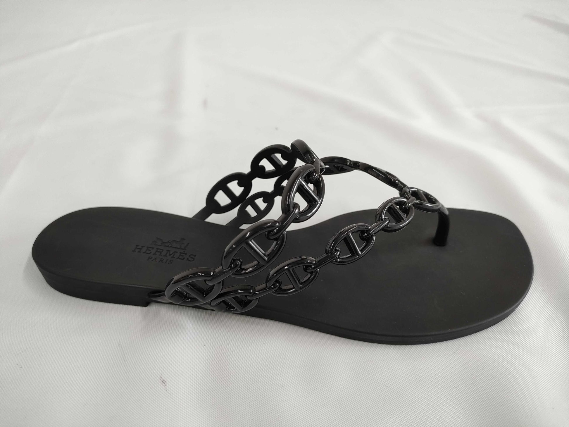 HERMES Island 37 Sandals