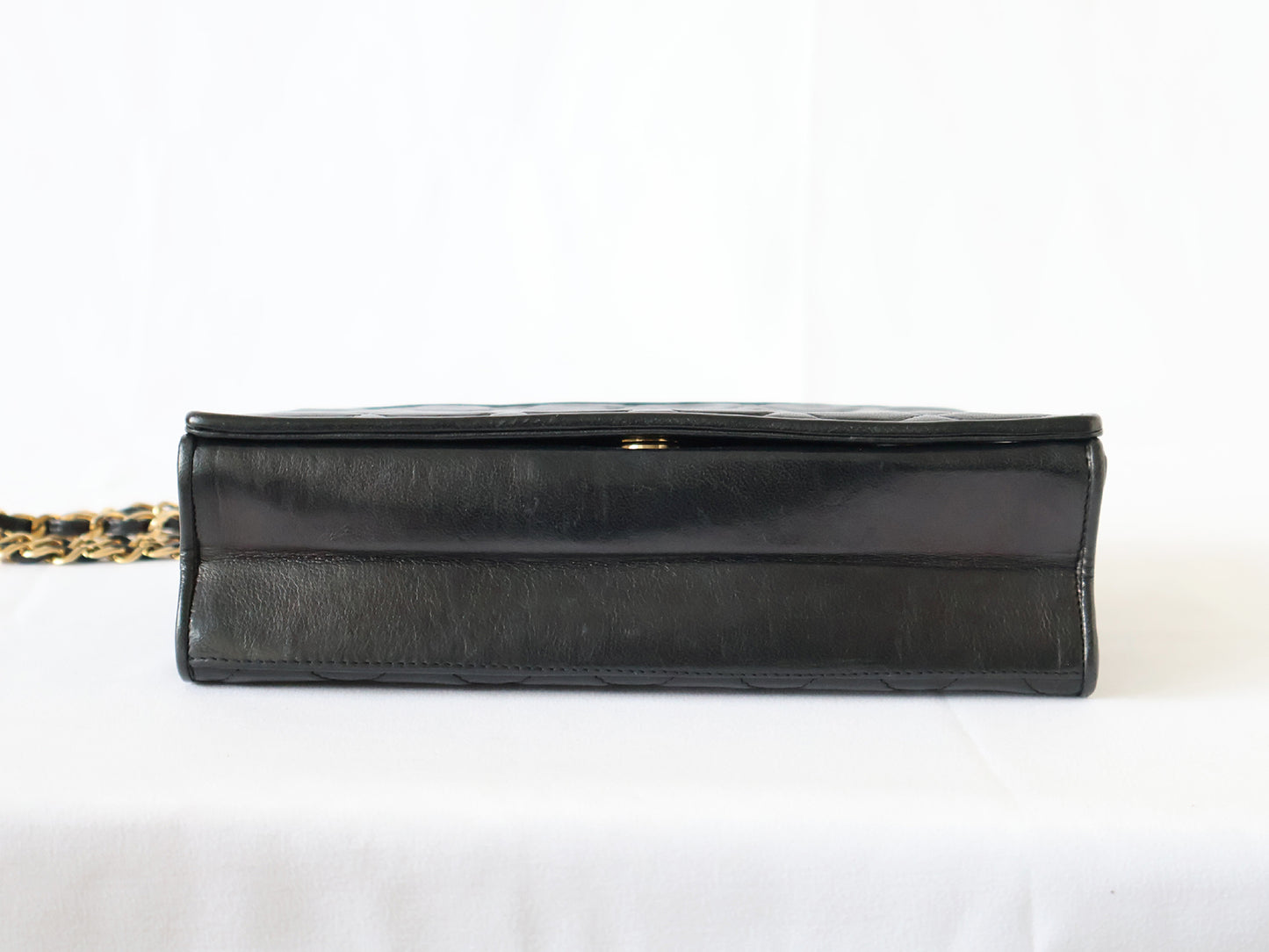 CHANEL Matelasse Lambskin Black Chain Shoulder Bag