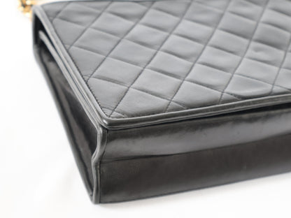 CHANEL Matelasse Lambskin Black Chain Shoulder Bag