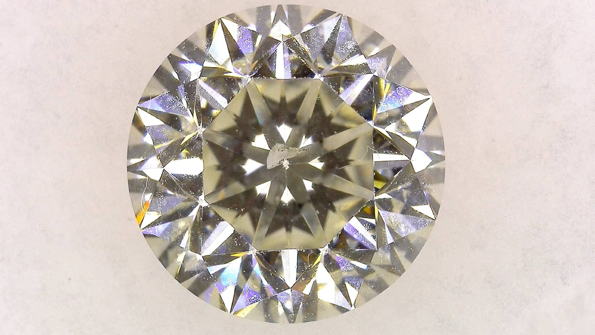 3.245ct L SI-2 FAIR/GD/GD MEDIUM BLUE NATURAL 9.14-9.19X6.12 mm Loose Diamond