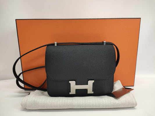 HERMES Constance Miroir 19 Black Epsom Shoulder Bag with Silver Hardware and K Stamp