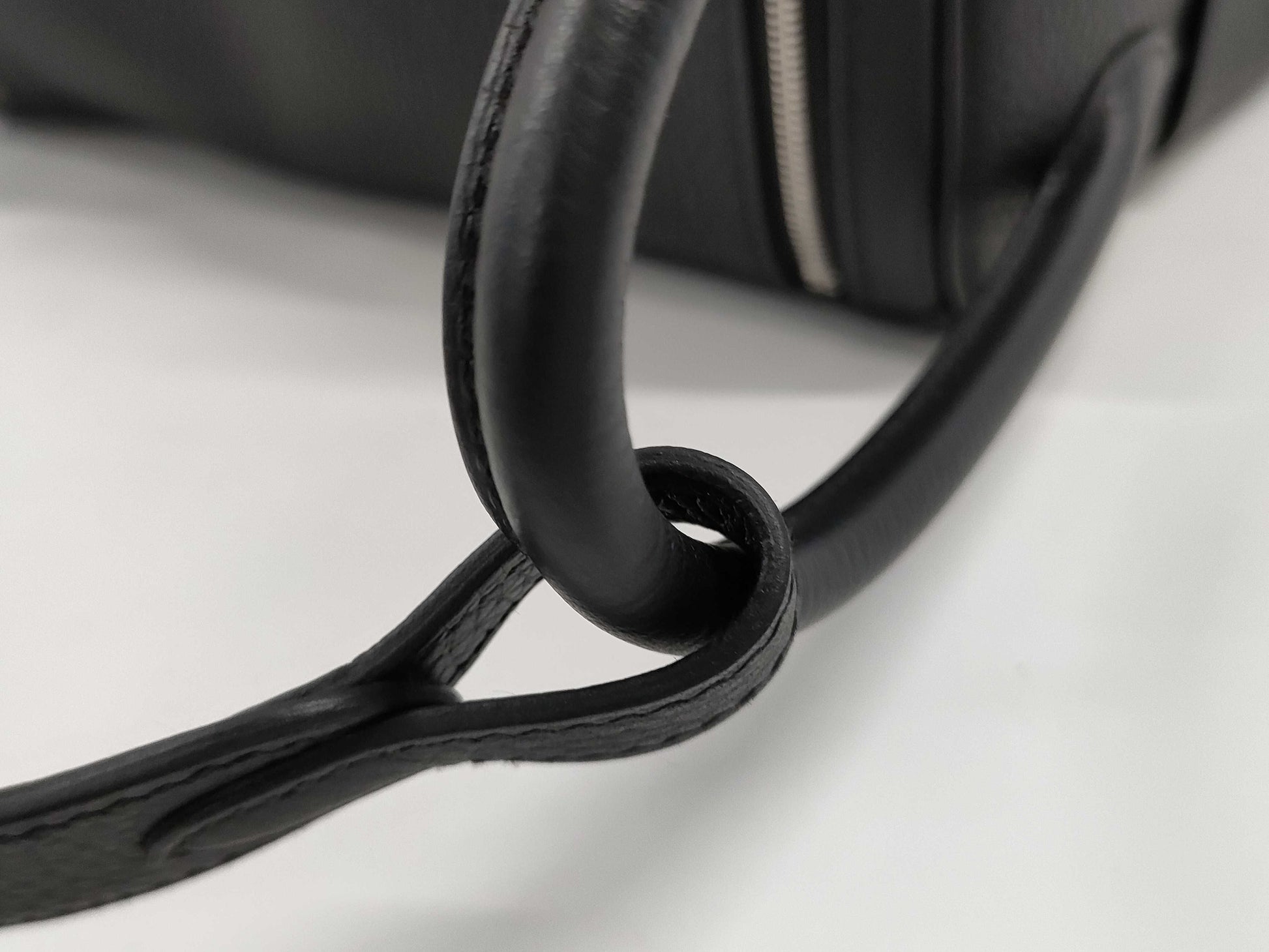 HERMES Lindy 26 Black Taurillon Clemence Leather Handbag with Silver Hardware and Double Stamp