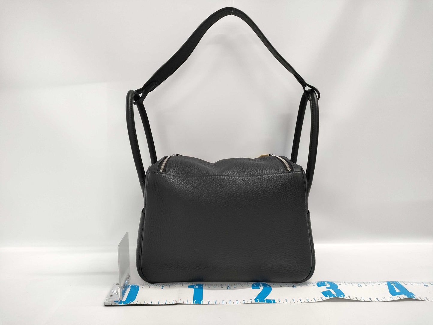 HERMES Lindy 26 Black Taurillon Clemence Leather Handbag with Silver Hardware and Double Stamp