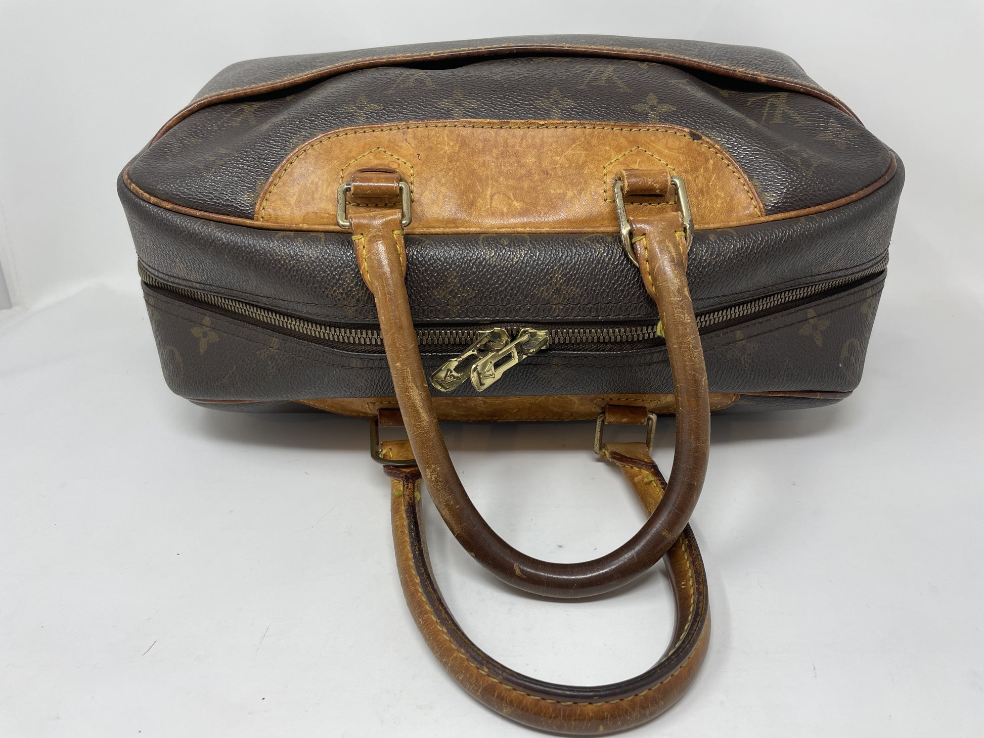 LOUIS VUITTON LOUIS VUITTON LOUISVUITTON Handbag Deauville Monogram Handbag