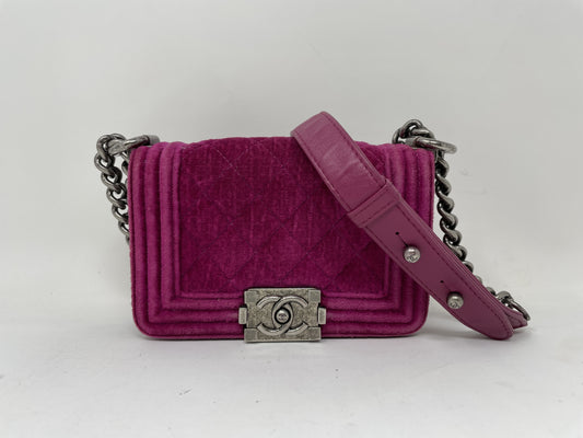 CHANEL CHANEL Shoulder Bag Boy Chanel Velour Pink Shoulder Bag