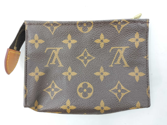 LOUIS VUITTON Louis Vuitton Monogram Pouch
