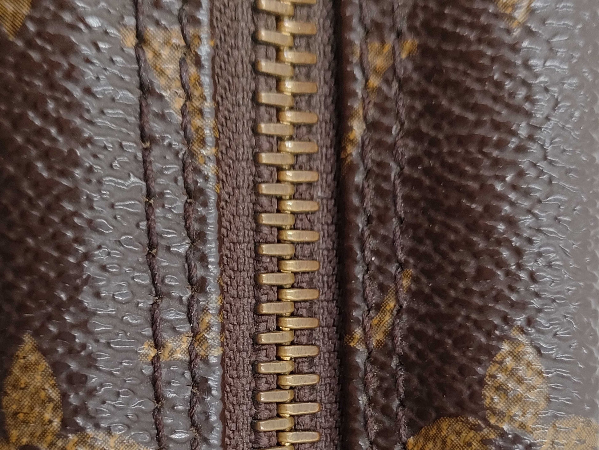 LOUIS VUITTON Louis Vuitton Clutch Monogram Clutch Bag