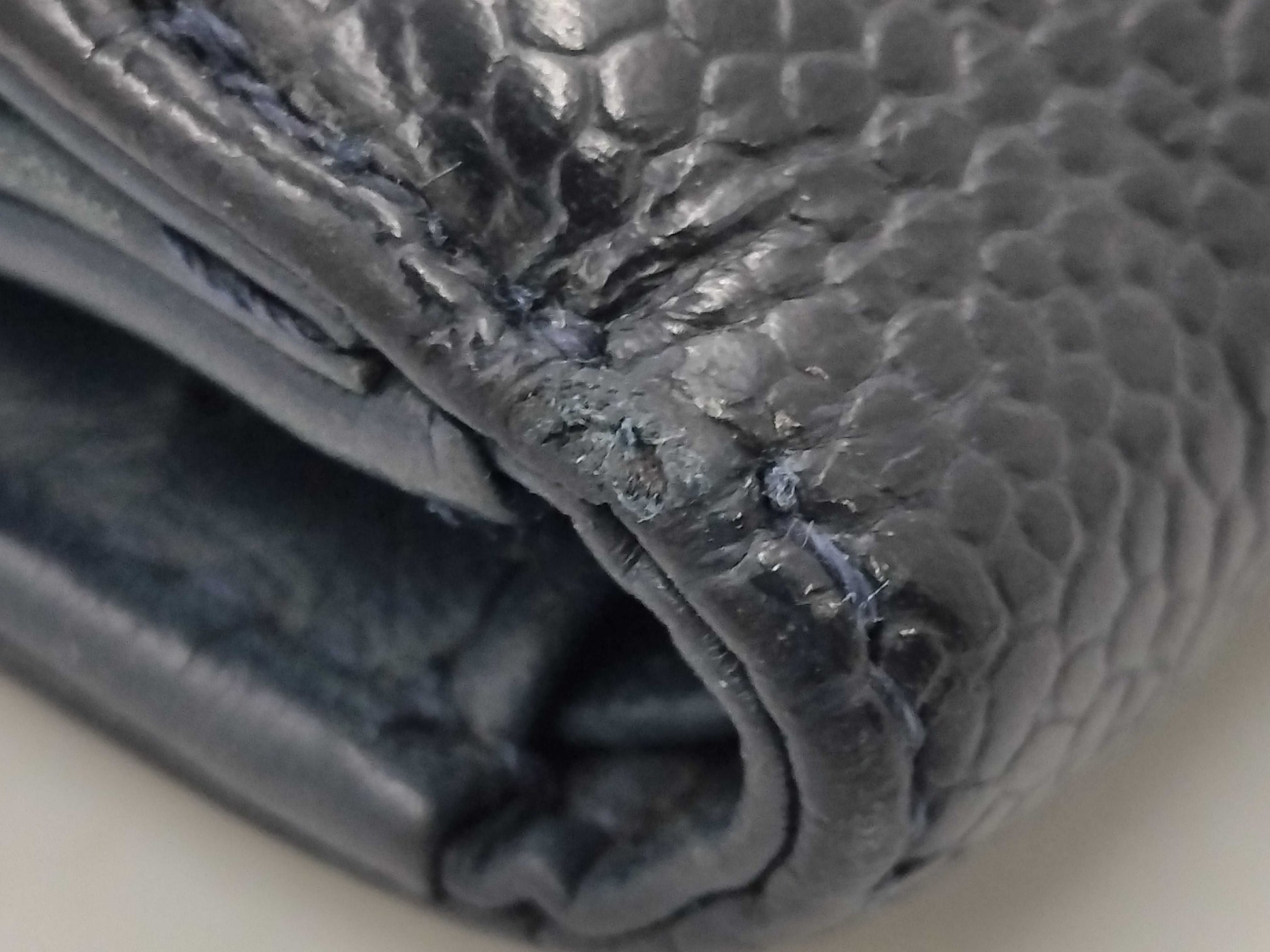 CHANEL Caviar Skin Deca Coco Double Hook Bifold Wallet