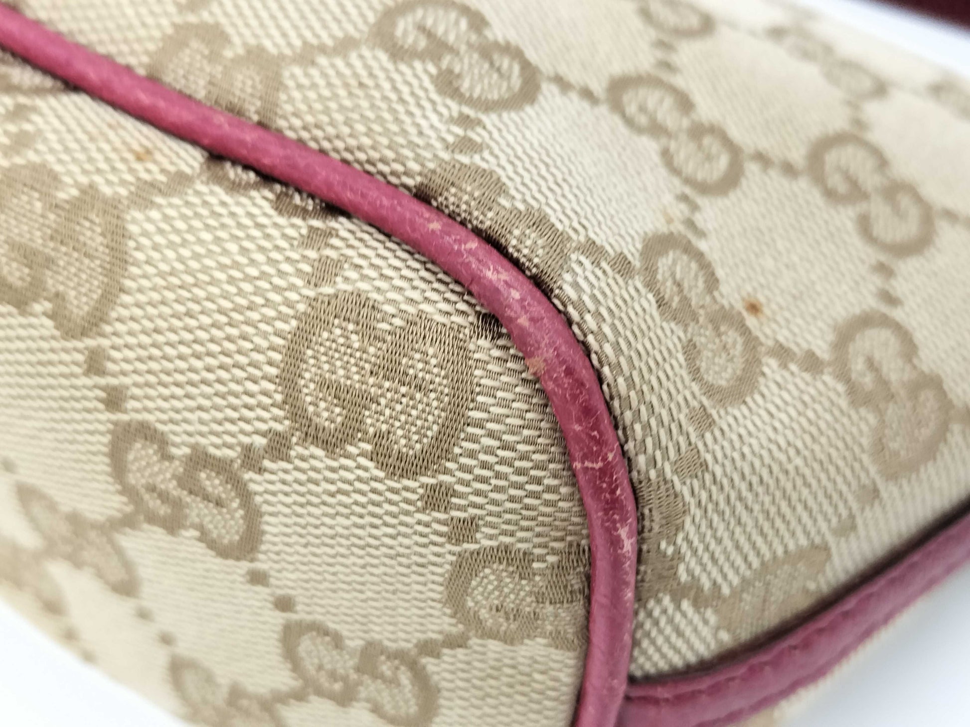 GUCCI GG Canvas Hand Pouch Handbag