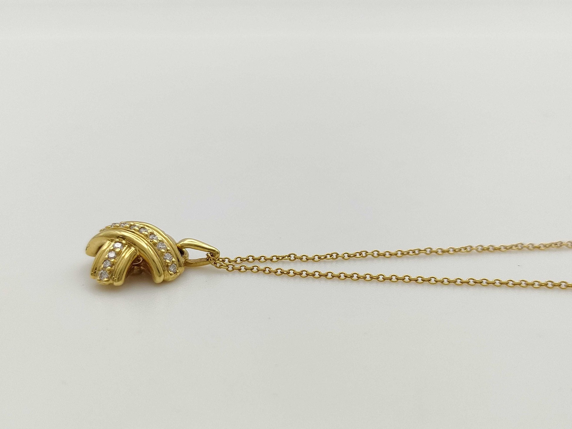 Tiffany & Co. Cross Stitch Signature Diamond Necklace in 750 Yellow Gold, 4.5g 