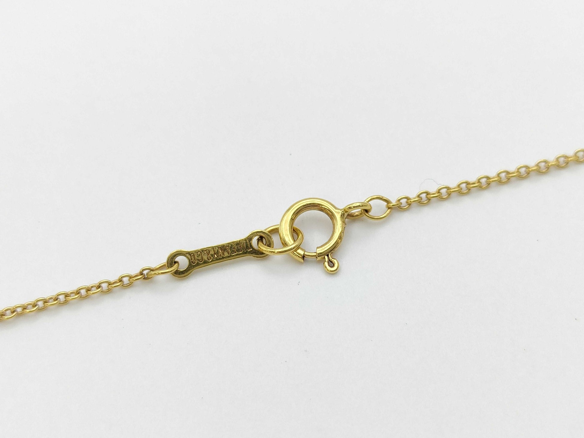 Tiffany & Co. Bean Large Necklace in Yellow Gold 750, 7.4g 
