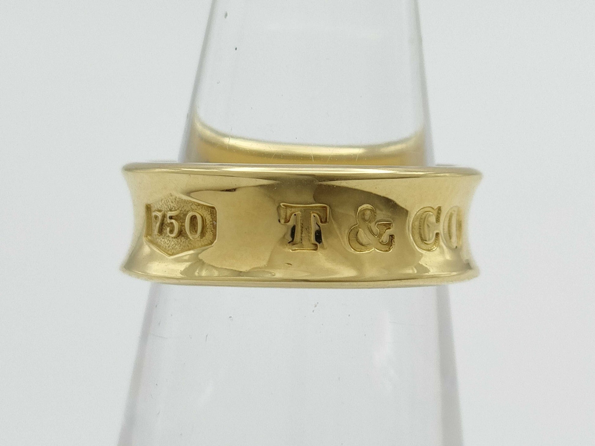 Tiffany & Co. Narrow Yellow Gold 750 5.9g Ring 