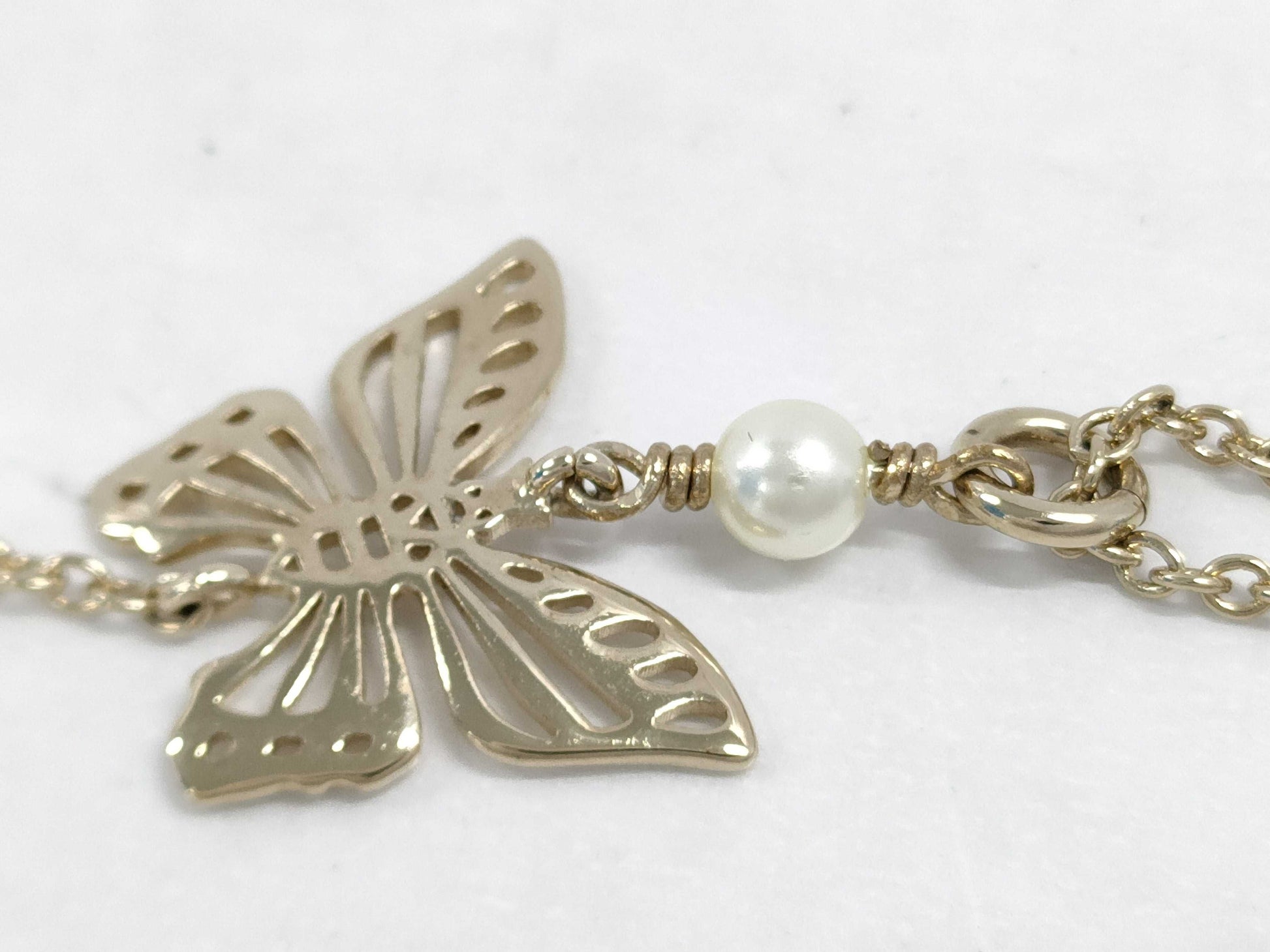 Dior Christian Dior Butterfly Motif GP Faux Pearl Necklace
