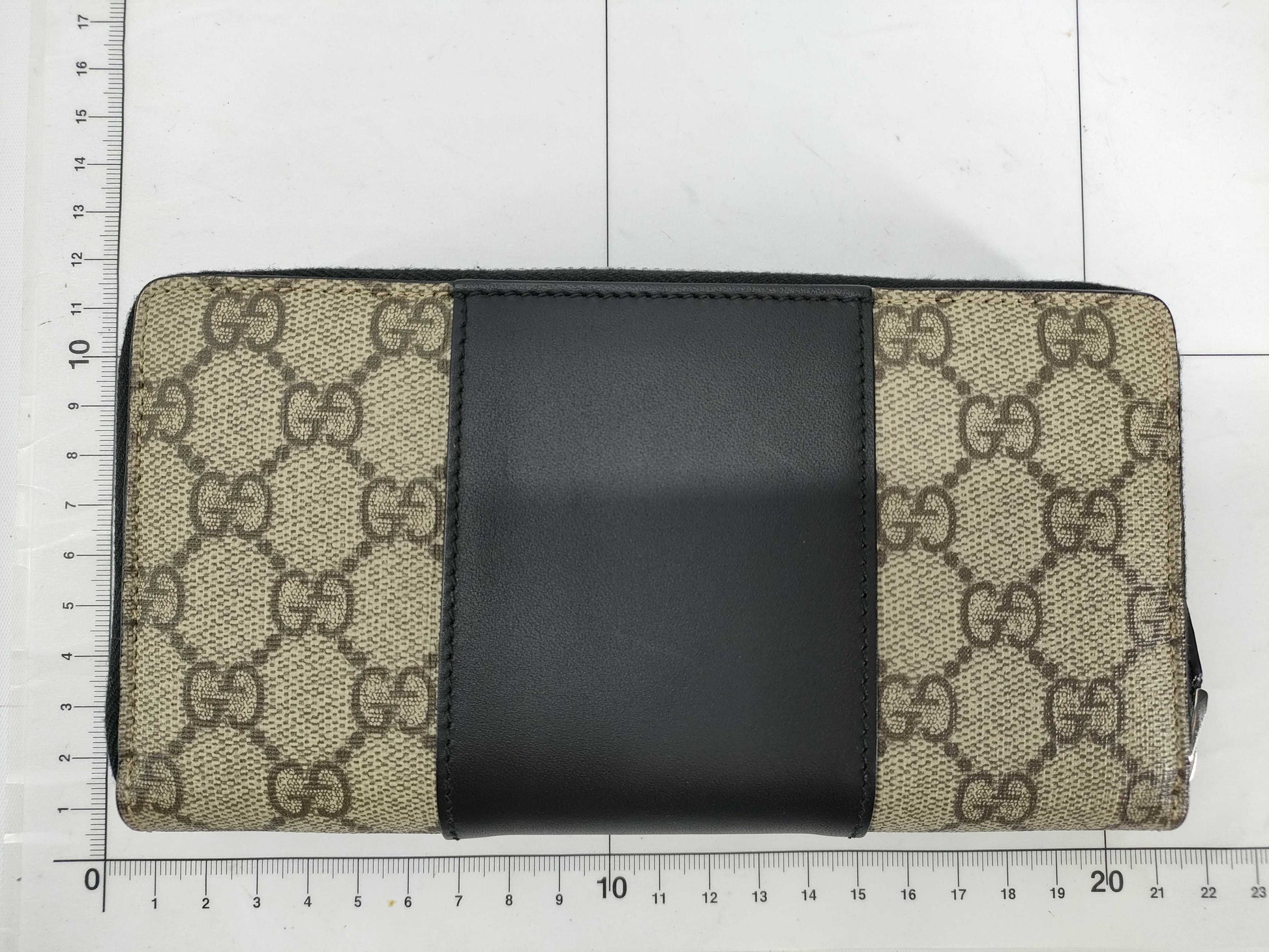 GUCCI GG Supreme Round Zip Long Wallet 451249 Wallet