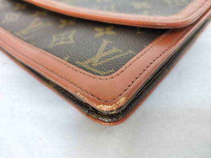 LOUIS VUITTON LOUIS VUITTON Monogram Louis Vuitton Monogram Pochette Dame Second Bag