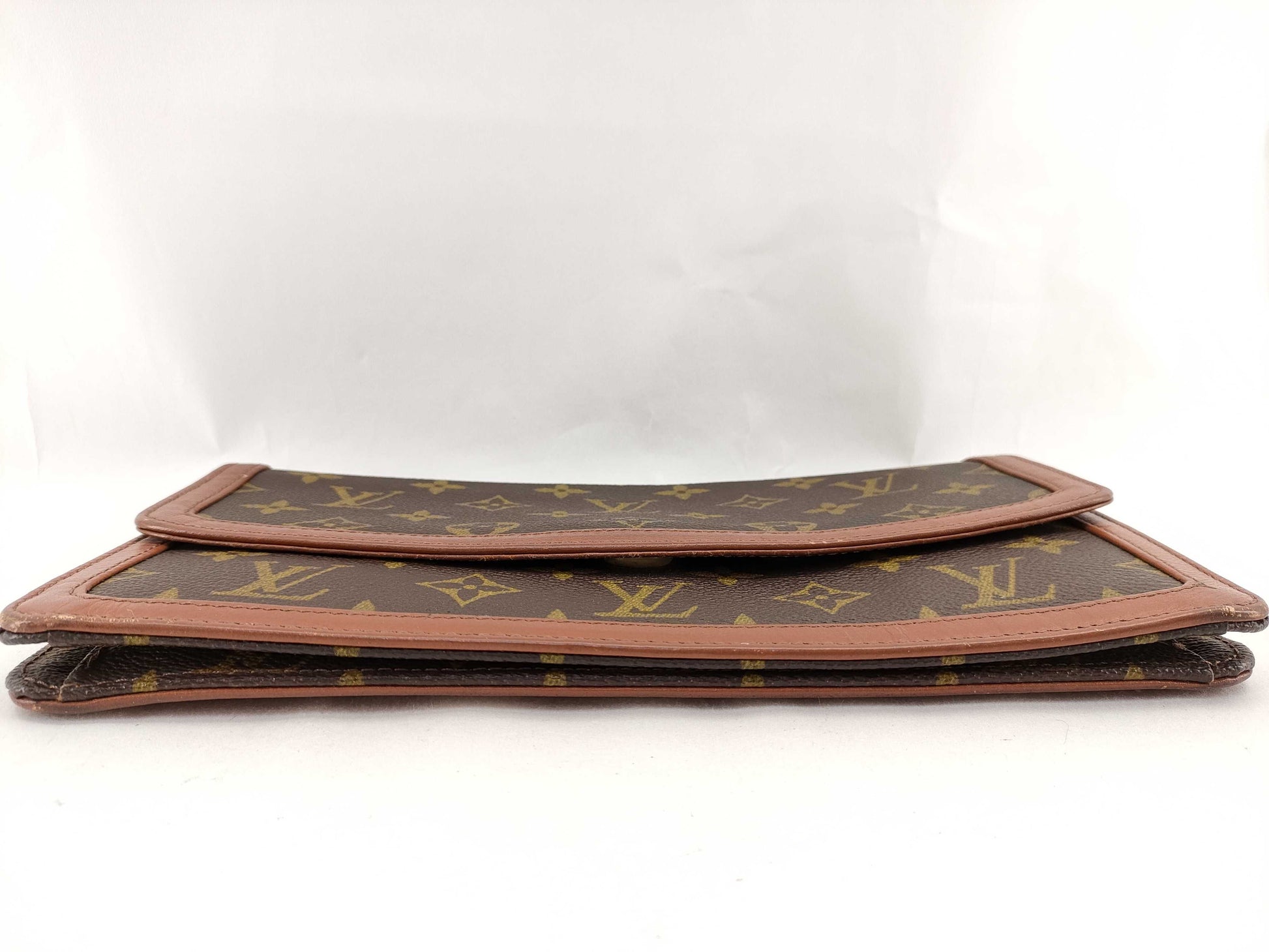 LOUIS VUITTON Monogram Pochette Dame Clutch Bag