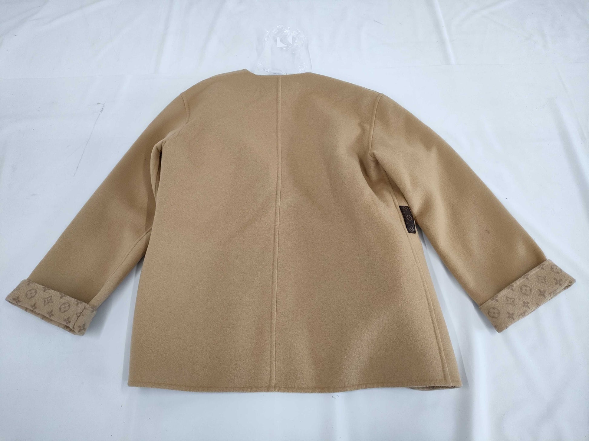 LOUIS VUITTON LOUIS VUITTON Louis Vuitton Double Face Wrap Coat Size 42 Coat