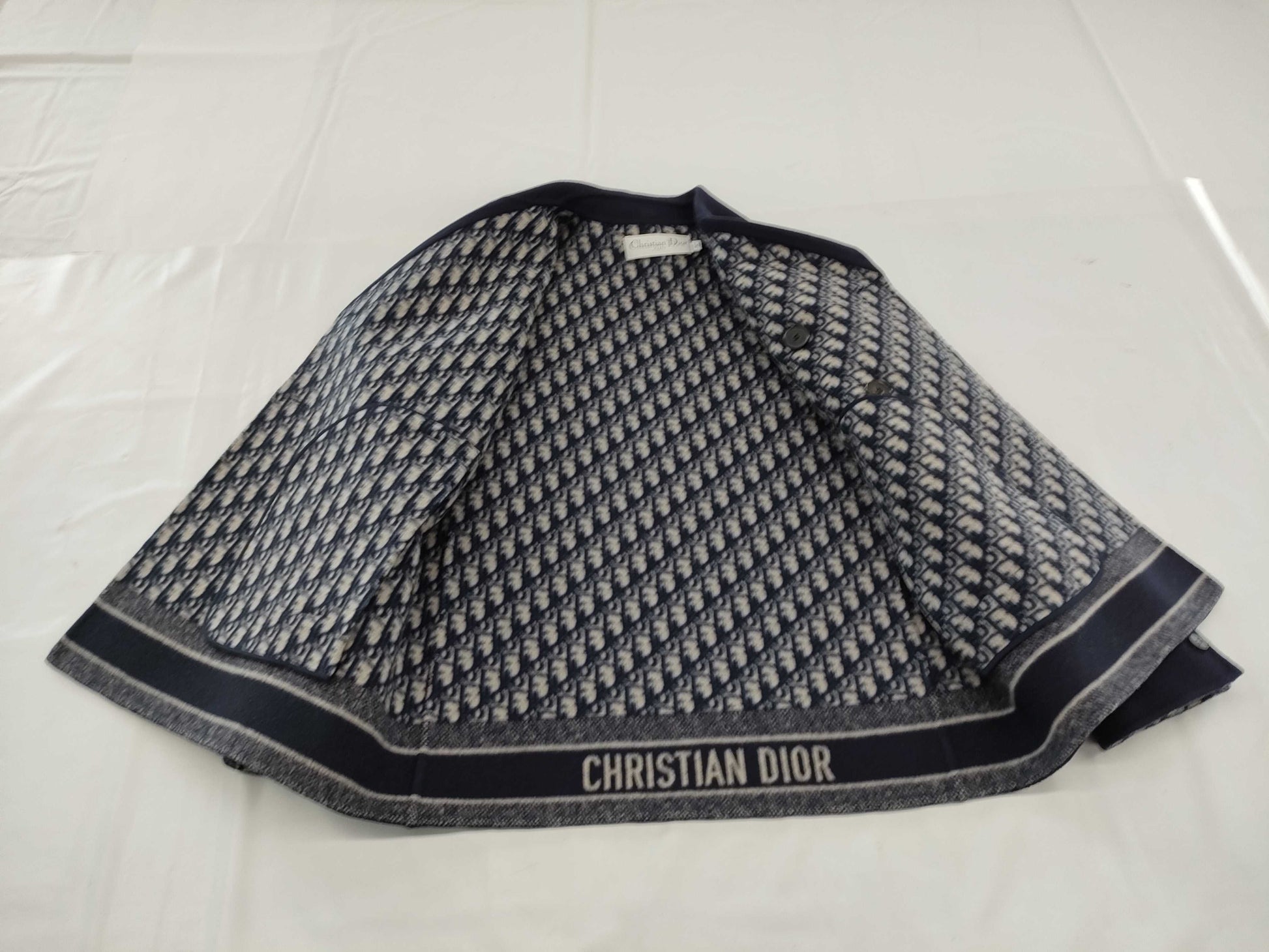 Dior Christian Dior coat size 34 Other apparel