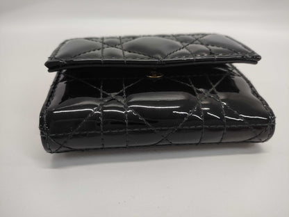 Dior Patent Cannage Lotus Wallet, Black/Gold Hardware, Tri-fold Wallet 41-MA-1202