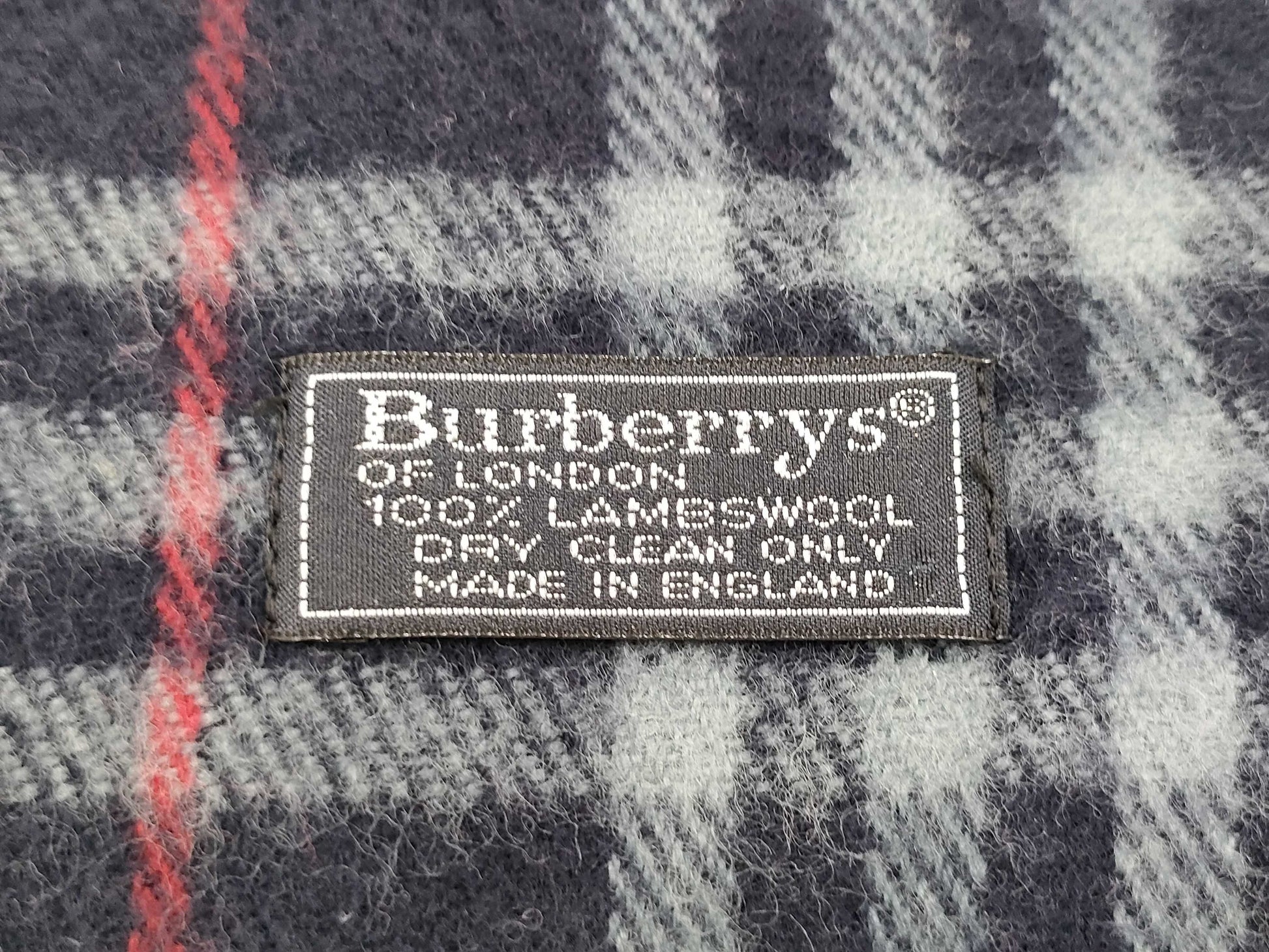 BURBERRY Nova Check Fringe Scarf, Made in England, Lambswool, Navy, Tag Included