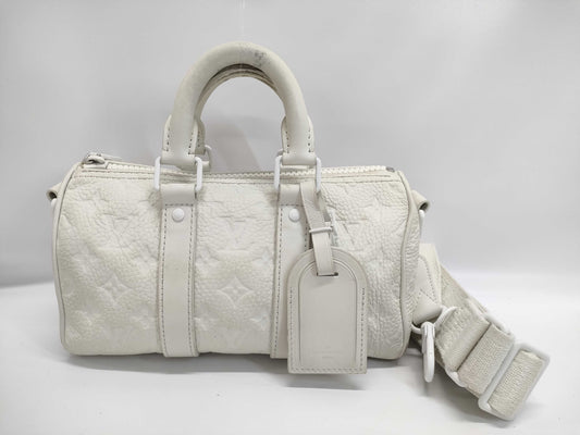 LOUIS VUITTON Taurillon Monogram Keepall Bandouliere 25 M24434 Shoulder Bag