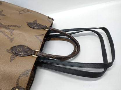 LOUIS VUITTON Monogram Giant On the Go MM M45321 Tote Bag