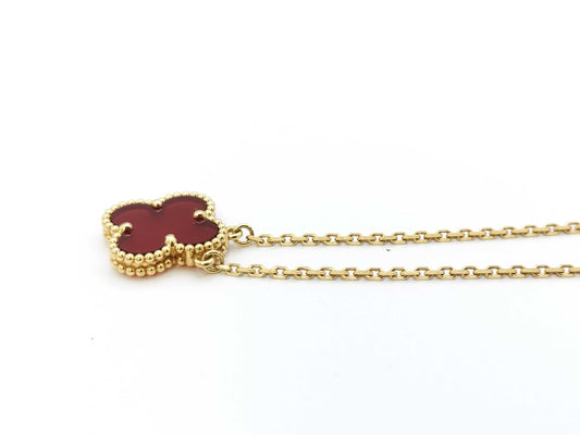 Van Cleef & Arpels Vintage Alhambra Carnelian Necklace in Yellow Gold and Au750, 5.2g 