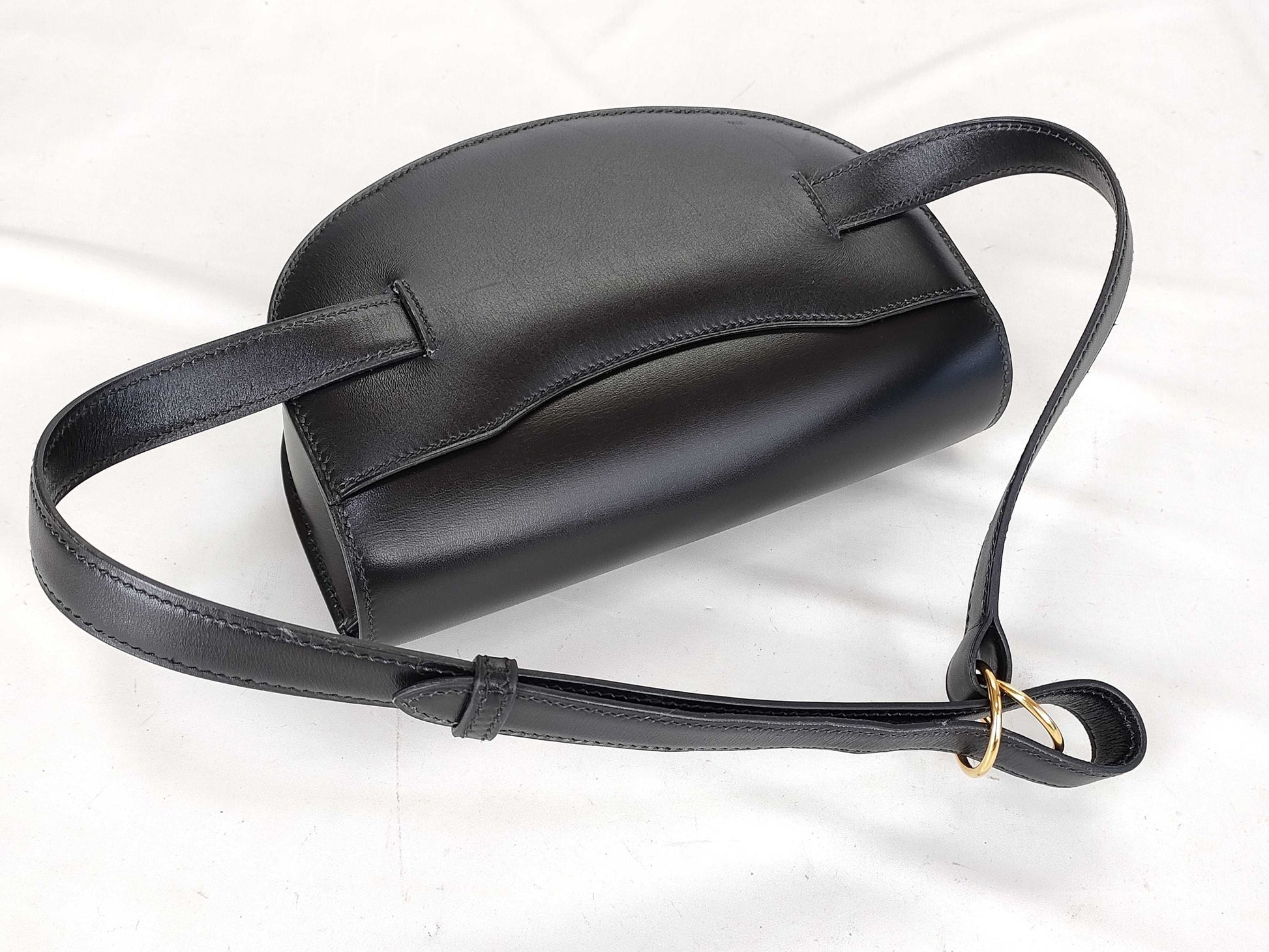 HERMES Black Box Calf Waist Bag with 〇Y Stamp
